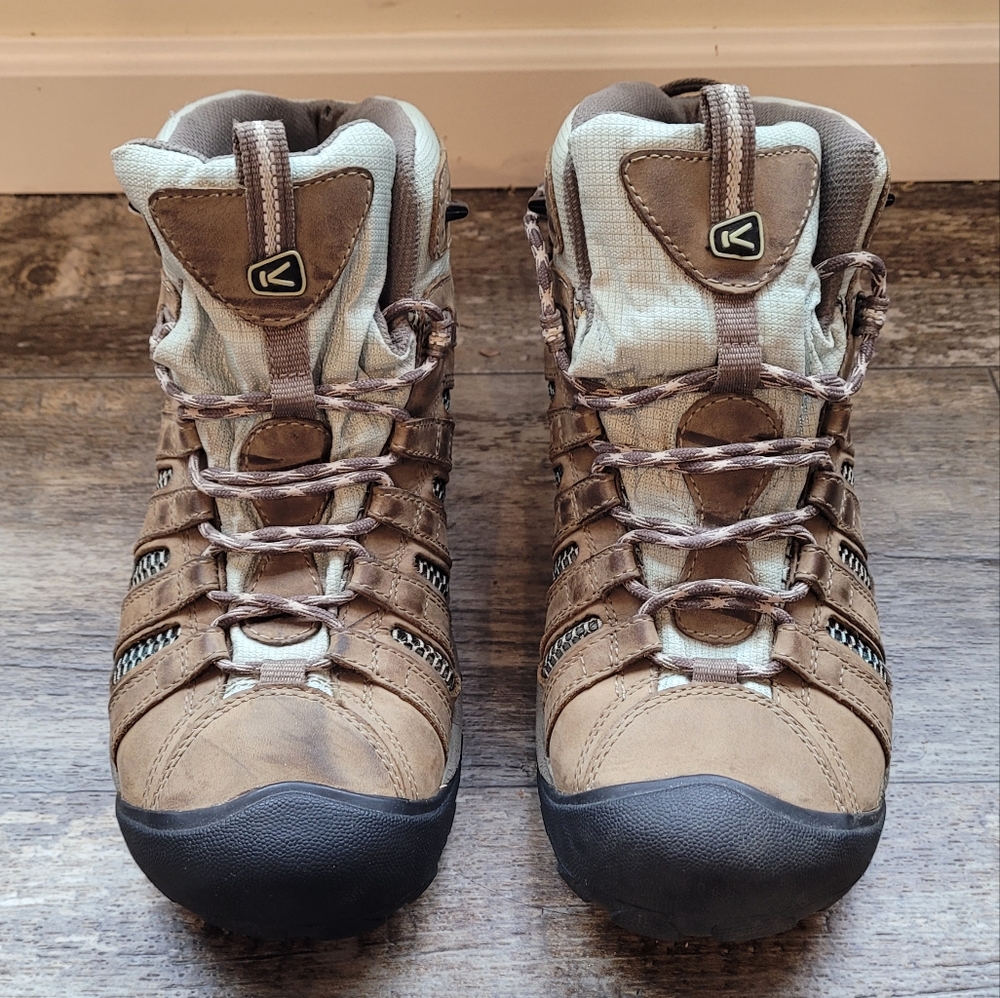 Men's Keen "Voyageur" Mid